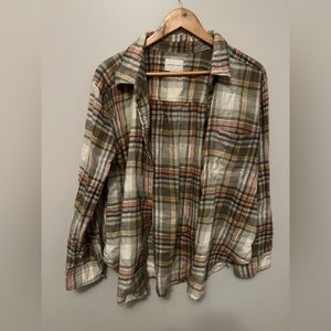 American Eagle Distressed Flannel Size Large